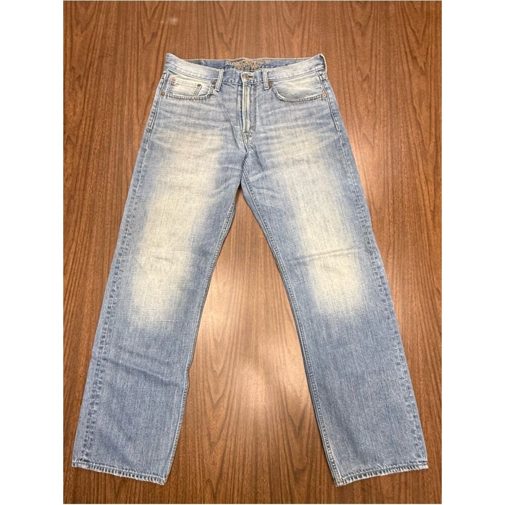 American Eagle Outfitters Men’s Light Blue Loose Jeans Size 34” x 34”